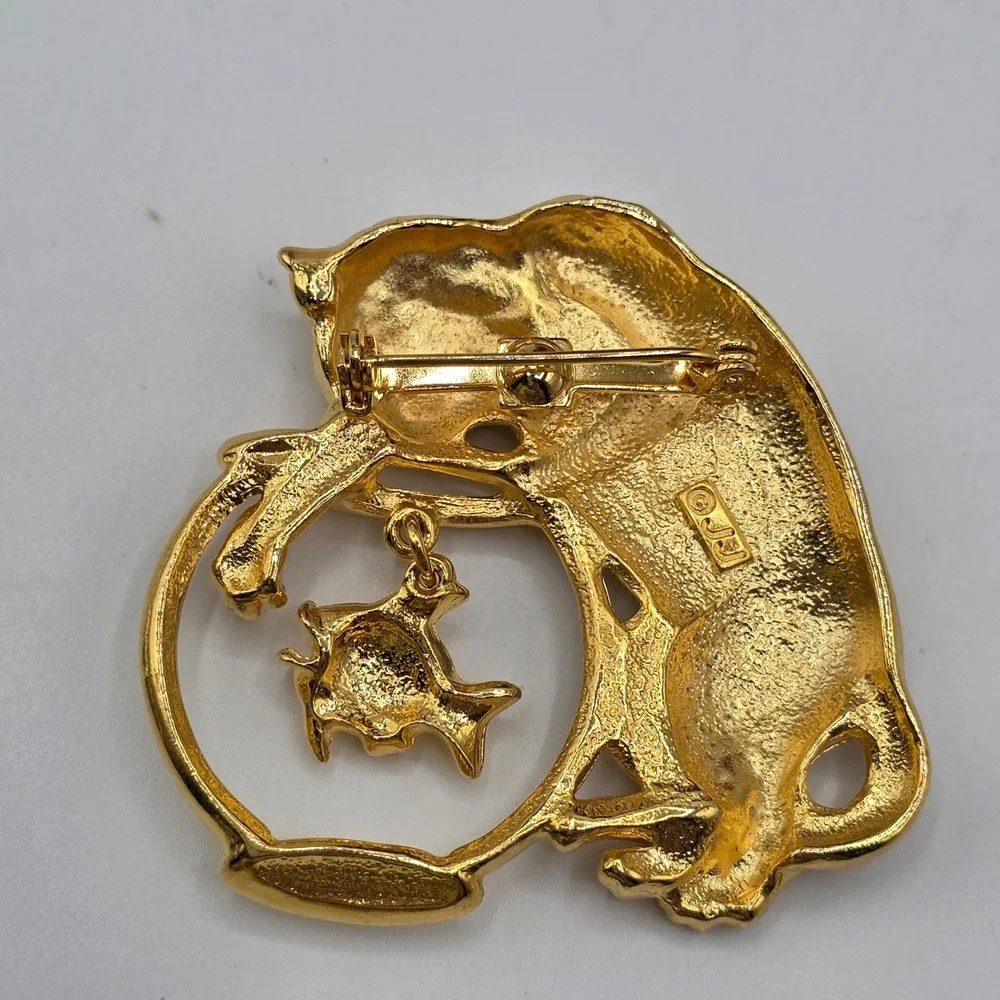 JJ Original Gold‎ Tone Cat Fish Bowl Brooch Pin Jewelry Charm Vintage Estate